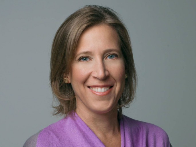 Susan Wojcicki will künftig härter gegen ungeeignete Inhalte auf Youtube vorgehen. Grund dafür ist vor allem die Kritik von Werbekunden. (Bild: Google) 